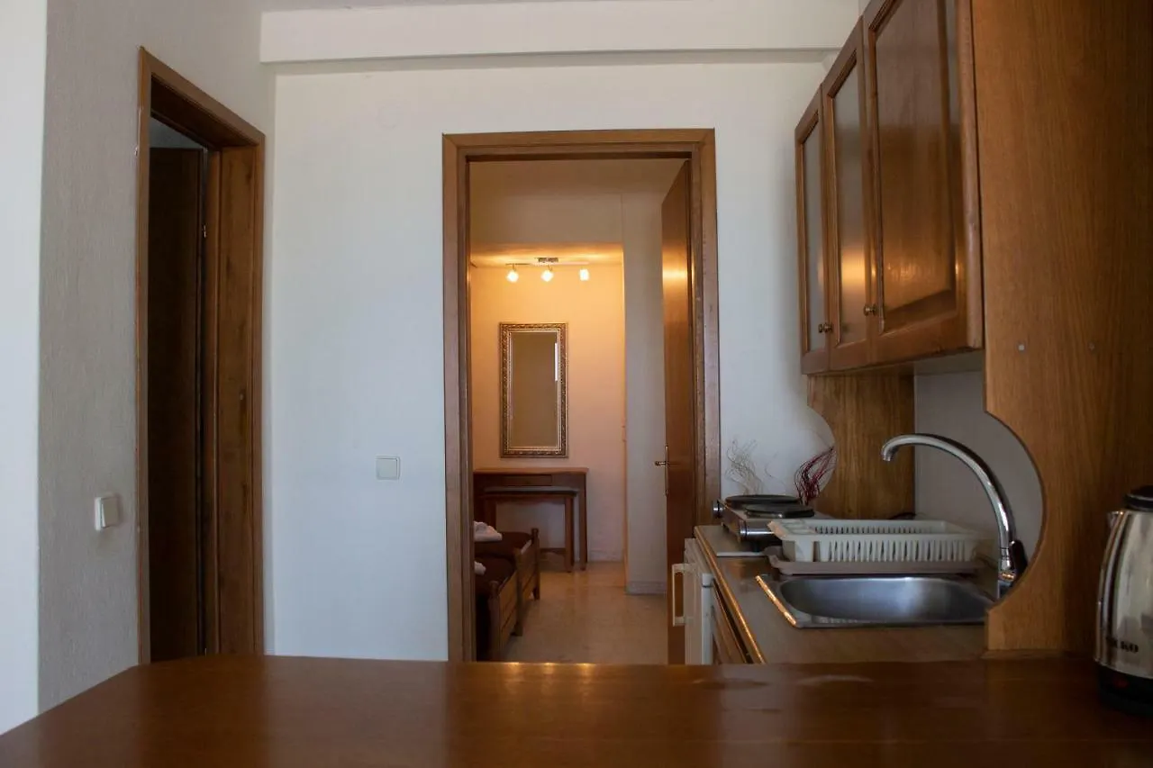 Zephyros Aparthotel Polychrono
