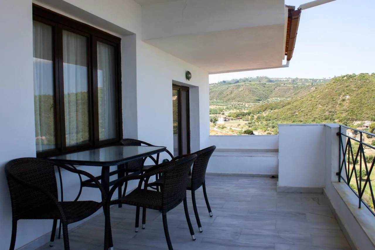 Zephyros Lejlighedshotel Polychrono 2*,