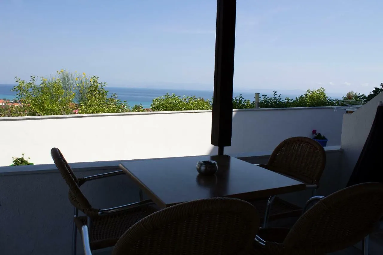 Zephyros Lejlighedshotel Polychrono