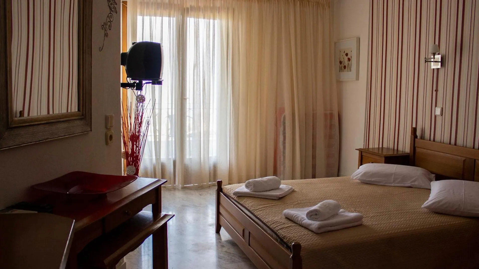 Zephyros Lejlighedshotel Polychrono