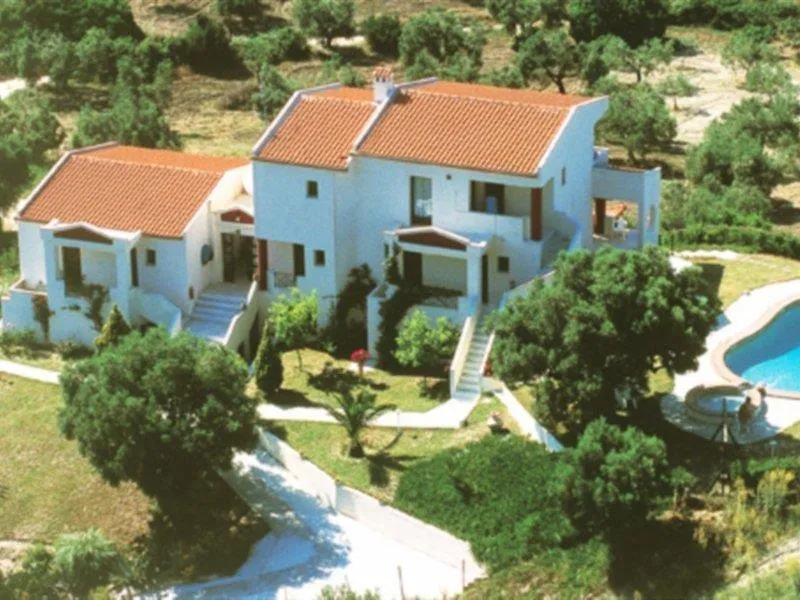 **  Zephyros Aparthotel Polychrono Grecia